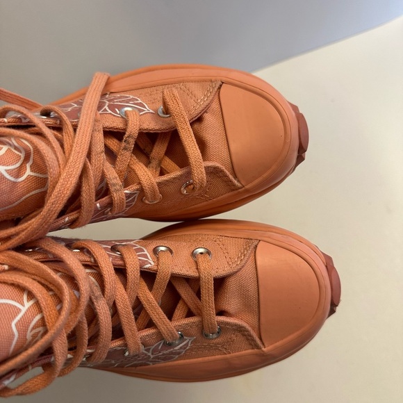 Converse Run Star Hike High Top Pink Quartz White Floral 571877C Women Size 7.0 - Picture 7 of 12